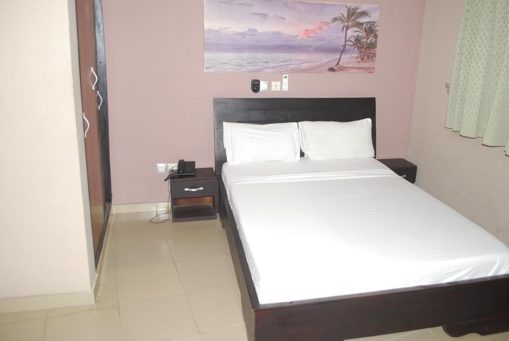 Benin City Center Hotel Cotonou Exterior photo