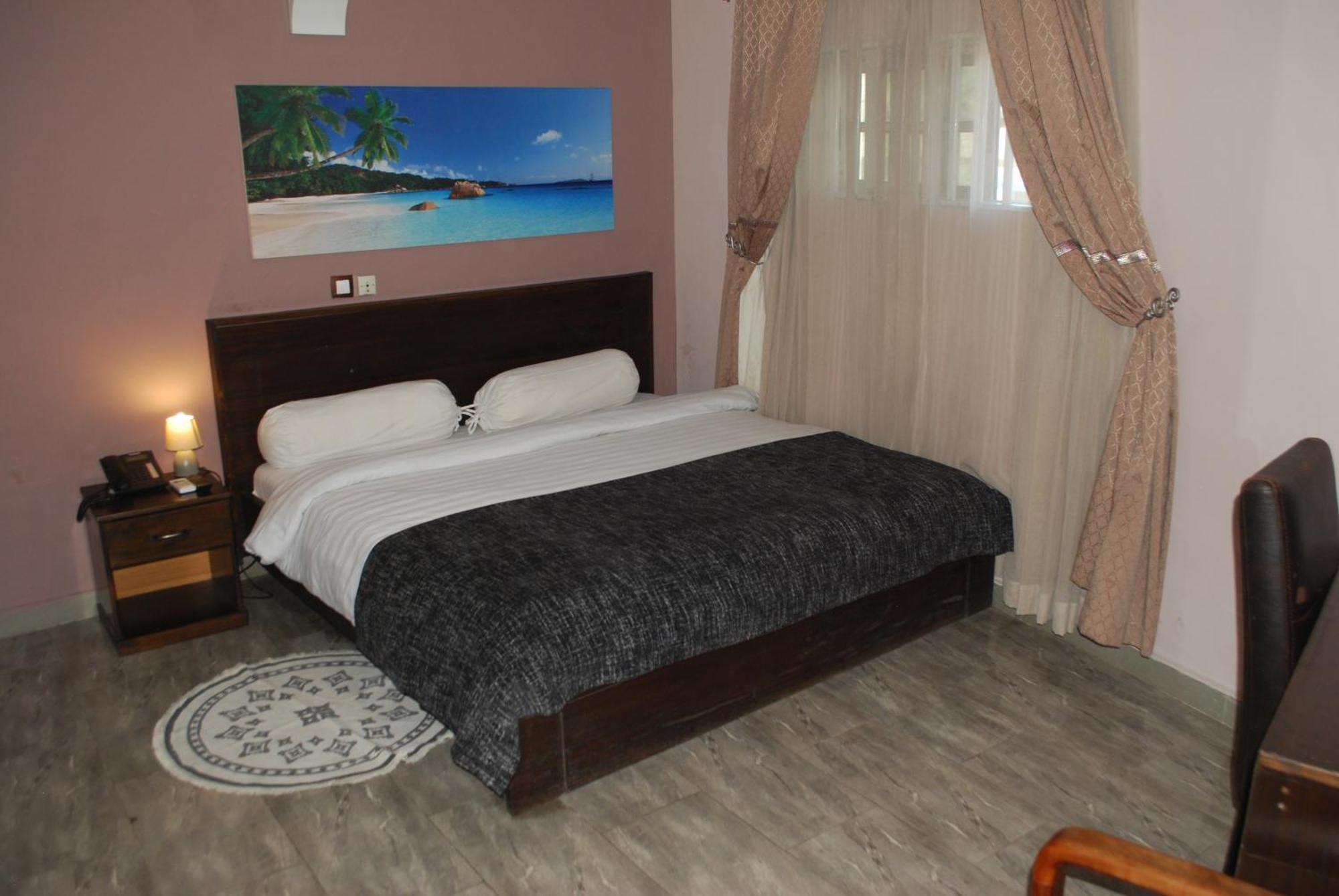 Benin City Center Hotel Cotonou Exterior photo